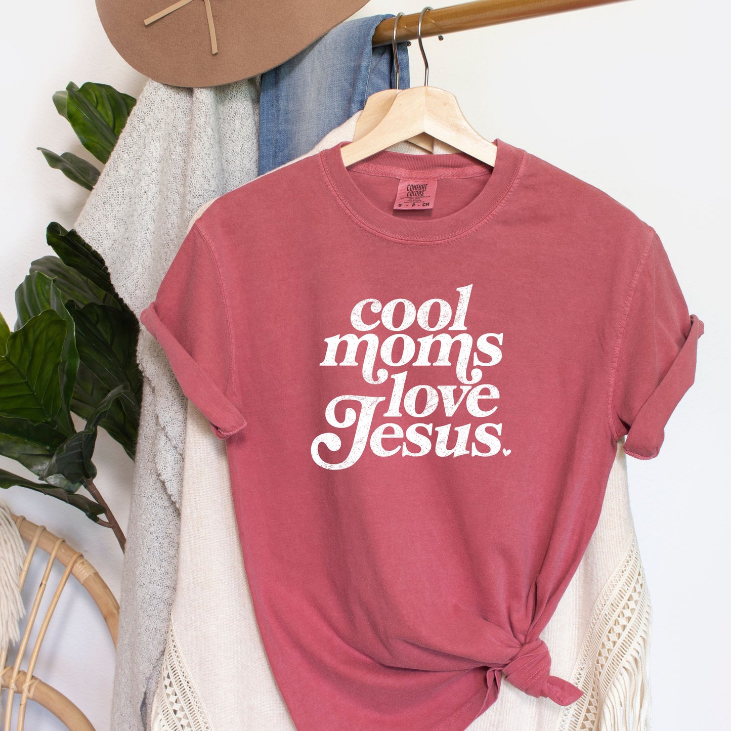 Cool Moms Love Jesus Shirt | Christian Mom Faith Tee