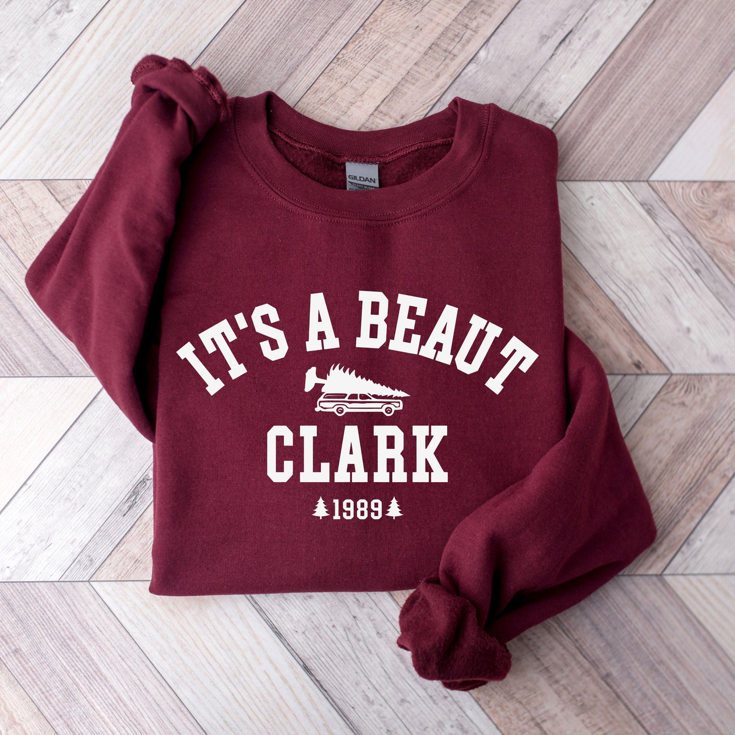 It's A Beaut Clark Sweatshirt | Christmas Movie Quote Crewneck | Funny Holiday Tree Shirt | Vintage 1989 Xmas Gift for Him | Vacation Fan
