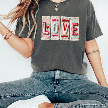 Boho "LOVE" Faux Yarn DTF Print T-Shirt | Trendy Embroidery-Look Shirt