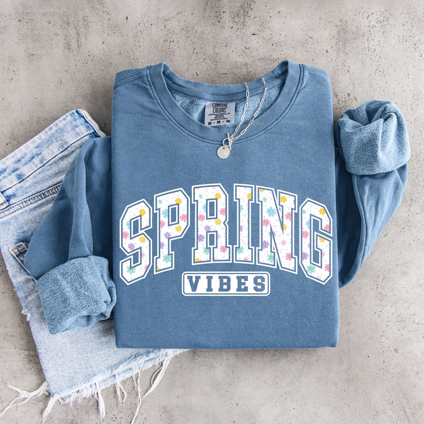 Spring Vibes Sweatshirt, Floral Spring Sweatshirt, Cute Spring Shirt, Pastel Floral Pullover, Women Spring Outfit
