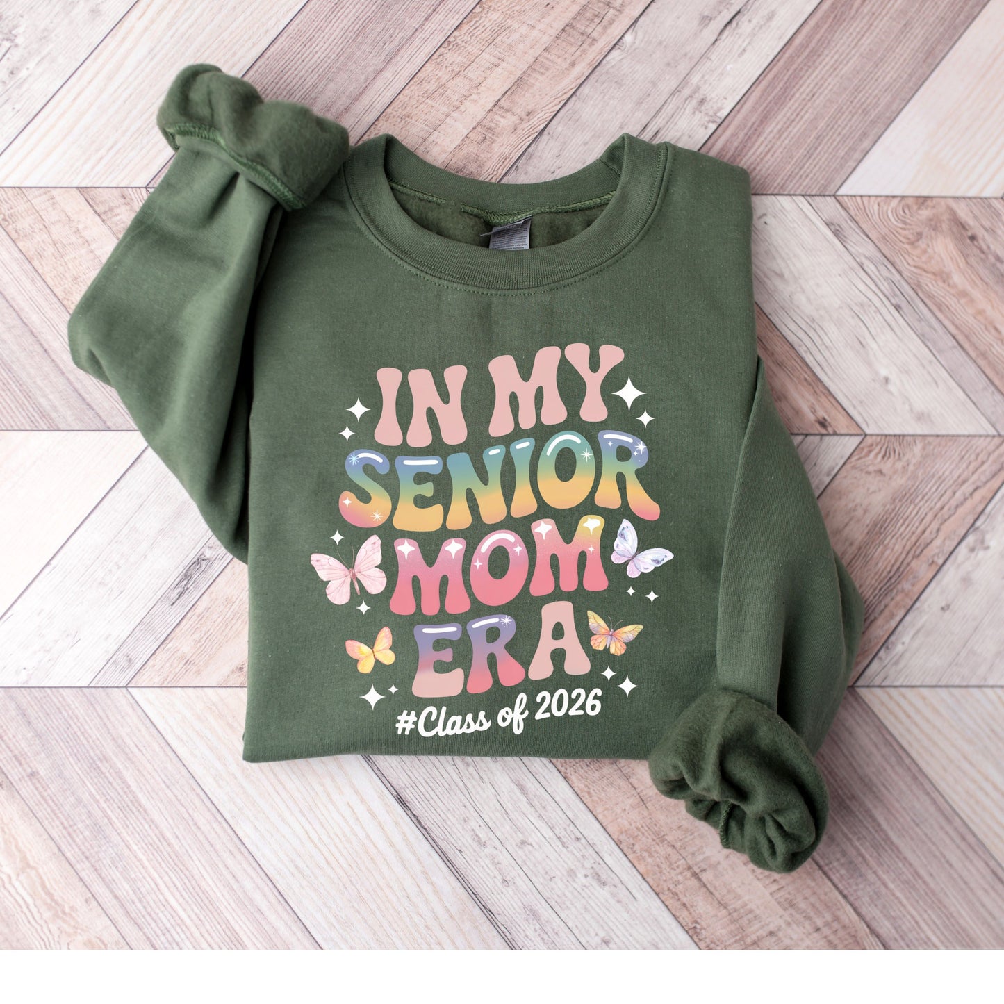 Retro Senior Mom 2026 Shirt, Graduation Gift for Mom, Colorful Butterfly Era Pullover, Proud Grad Mom Gift