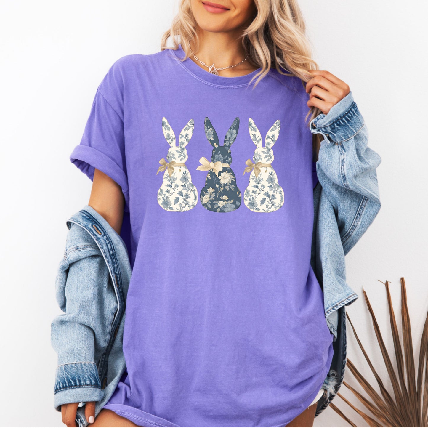 Coquette Bow  Floral Easter Bunny , Cute Easter Shirt for Women, Easter Rabbit T-Shirt, Easter Gift
