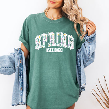 Spring Vibes Shirt, Floral Varsity T-shirt, Retro Spring Break Tee, Teacher Life Shirt, Wildflower Graphic, Teacher Gift