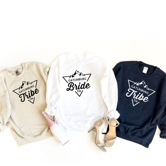 Gatlinburg Bride Tribe Sweatshirt, Last Trail Before The Veil Sweater,Mountain Bach Sweater,Bridesmaid Sweatshirt Gifts,Bridesmaid Proposal